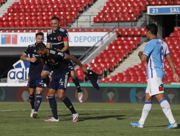 En el adiós de Montilo, la U venció a Antofagasta y se despidió del descenso