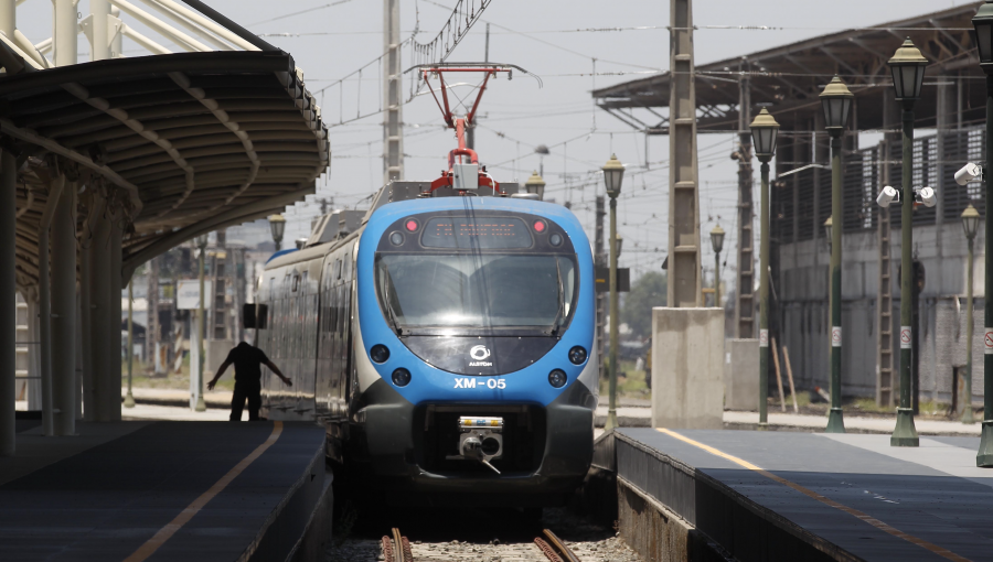 Pandemia del Covid-19 deja en la UCI al proyecto de tren rápido entre Valparaíso y Santiago