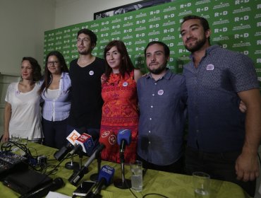 Denuncian "discriminación" de directiva de Revolución Democrática en elección de sustituto del ex-diputado Renato Garín