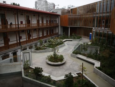 Inauguran centro comunitario y Cesfam en la comuna de Santiago que beneficiará cerca de 30 mil usuarios