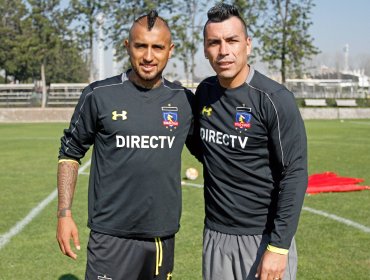 Arturo Vidal celebró permanencia del Colo-Colo y alabó a Esteban Paredes