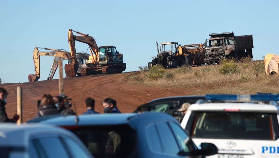 Nuevo ataque incendiario en la región de La Araucanía dejó máquinas y camiones consumidos