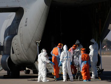 Más de 200 pacientes críticos han sido trasladados en vuelos FACh durante la pandemia