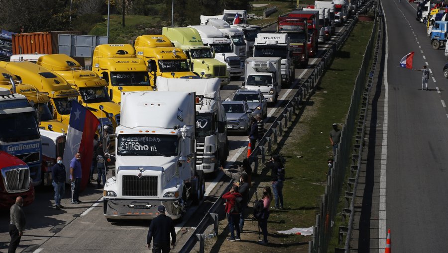 Camioneros solicitan al Gobierno ser grupo prioritario en proceso de vacunación