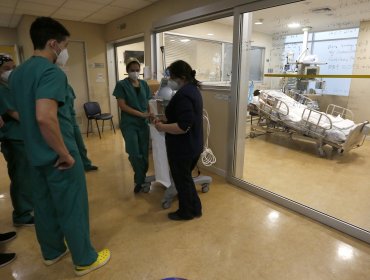 Minsal reporta 3.618 casos nuevos: Muertes confirmadas por covid suben a 20.042