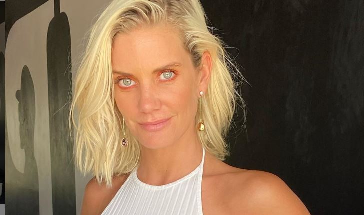 Javiera Acevedo comparte fotografía de su avanzado embarazo: "Empieza la cuenta regresiva"