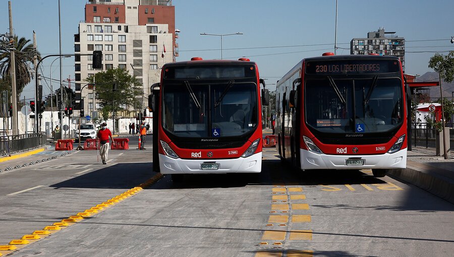 "Plan Marzo": Ministerio de Transportes refuerza todos los servicios para evitar atochamientos en la región Metropolitana