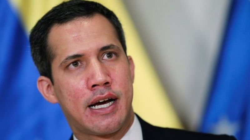 Contraloría de Venezuela inhabilita por 15 años a Juan Guaidó y a otros 27 exdiputados