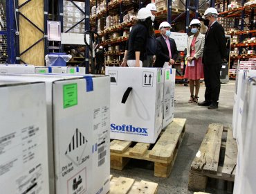 Chile recibe otras 189 mil dosis de vacunas contra el Covid-19: es el sexto cargamento de Pfizer-BioNTech