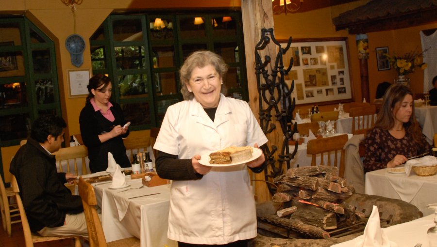 A los 82 años falleció "Doña Tina", dueña de tradicional restaurante de comida chilena