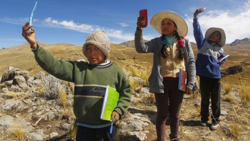 Por qué las escuelas en América Latina son las más afectadas del mundo por los cierres de la pandemia