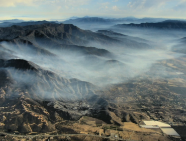 Con firma mensual y arraigo nacional queda imputado por incendio forestal en Curacaví: estaba haciendo un asado