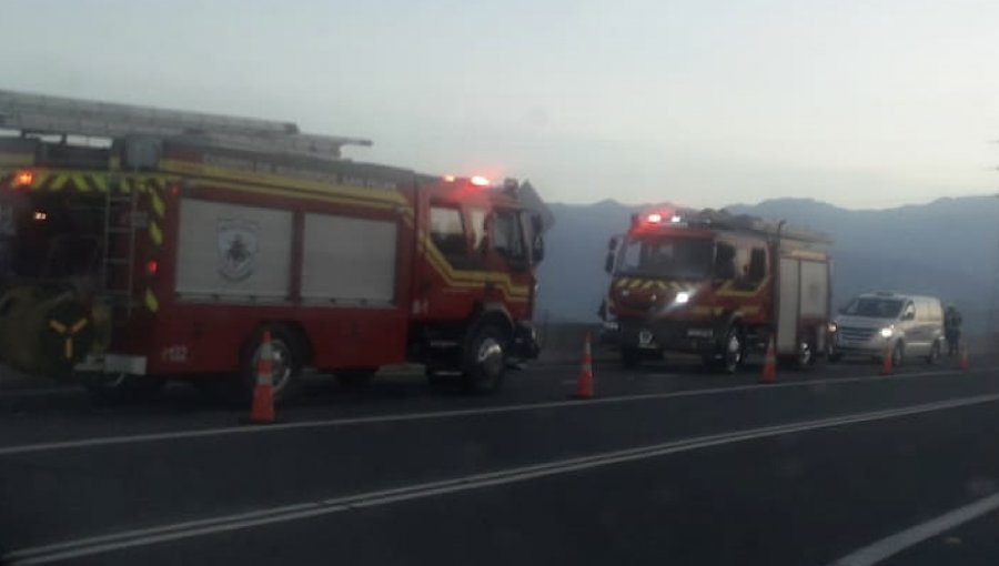 Sin vida fue encontrado un hombre que habría caído desde una altura de 30 metros a un canal del río Aconcagua