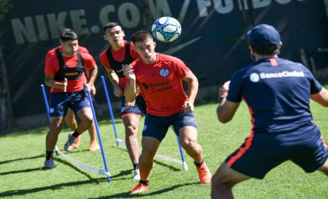 Tres jugadores de San Lorenzo dieron positivo por Covid-19 a días de jugar contra la U