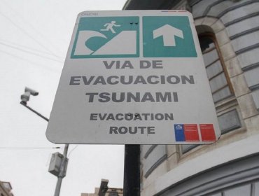 Onemi emitirá a las 22:00 horas la alerta SAE en ciudades costeras por arribo de tsunami menor