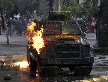 Viernes Violento: Protestas dejan un saldo de 63 personas detenidos y 11 carabineros lesionados