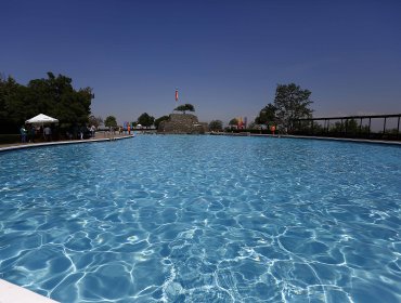 Menor ahogado en piscina del Club Palestino se encuentra en riesgo vital