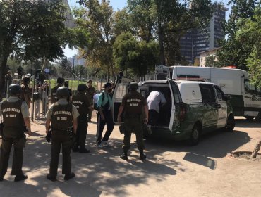 Detienen a 17 personas que participaban de fiesta callejera en Providencia