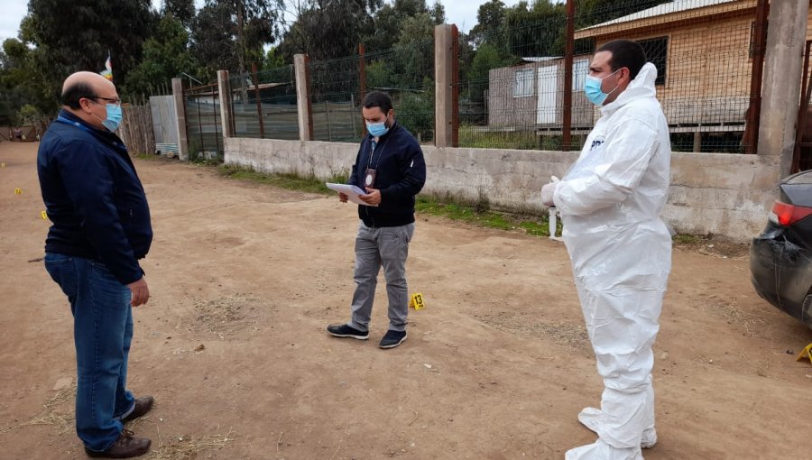 Autoridades se querellarán por tiroteo en El Tabo que culminó con menor herido