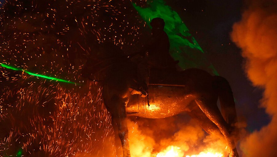 Consejo de Defensa del Estado se querella por ataque a monumento del general Baquedano