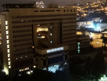 Senado intervino el frontis del Congreso en conmemoración del Día Internacional de la Mujer