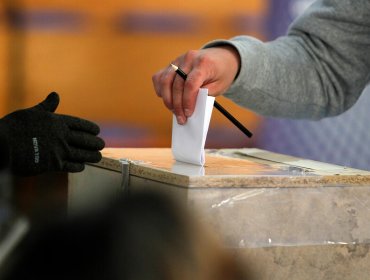 Comisión mixta aprueba realizar elecciones el sábado 10 y domingo 11 de abril