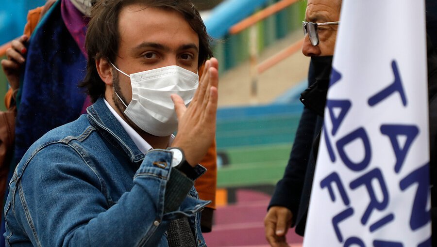 Jorge Sharp vuelve a la carga: Pide al Intendente de Valparaíso que "no genere más cortinas de humo"