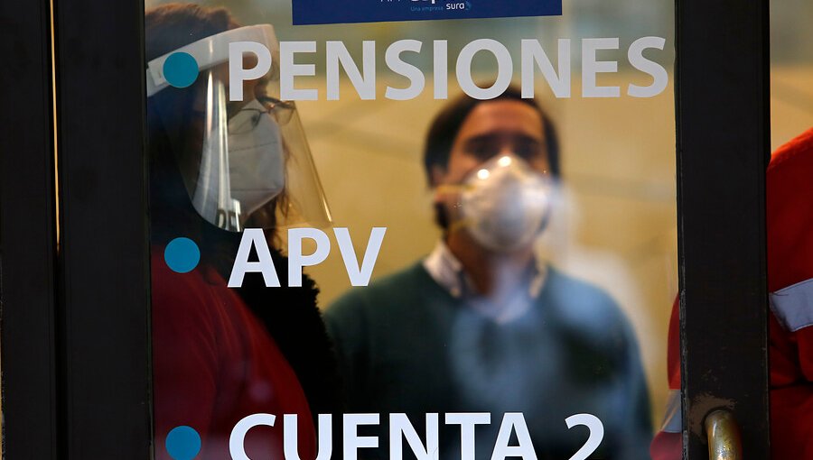 Fondo A lideró los traspasos de las AFP durante enero y el E registró las mayores salidas