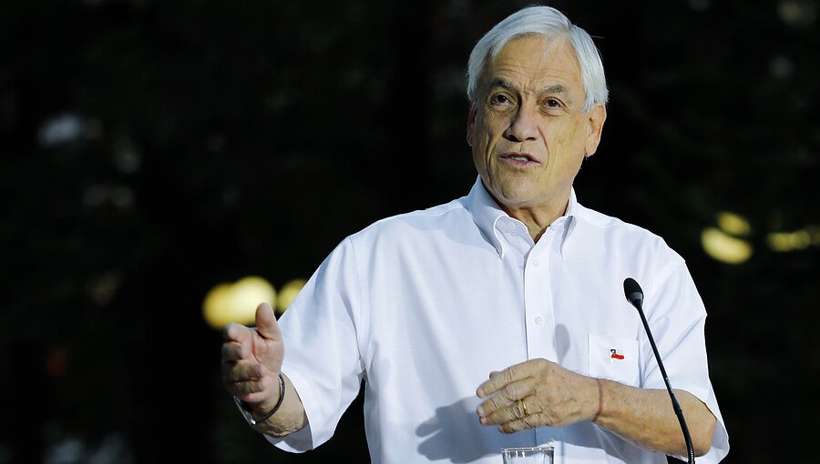 Presidente Piñera cuestiona críticas de diputados que "con dos o tres votos" representan a la gente