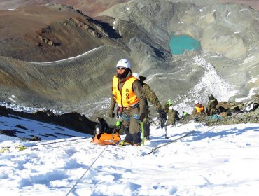 Después de 40 años Carabineros logra rescatar a dos integrantes del ejercito desaparecidos en Cerro Plomo