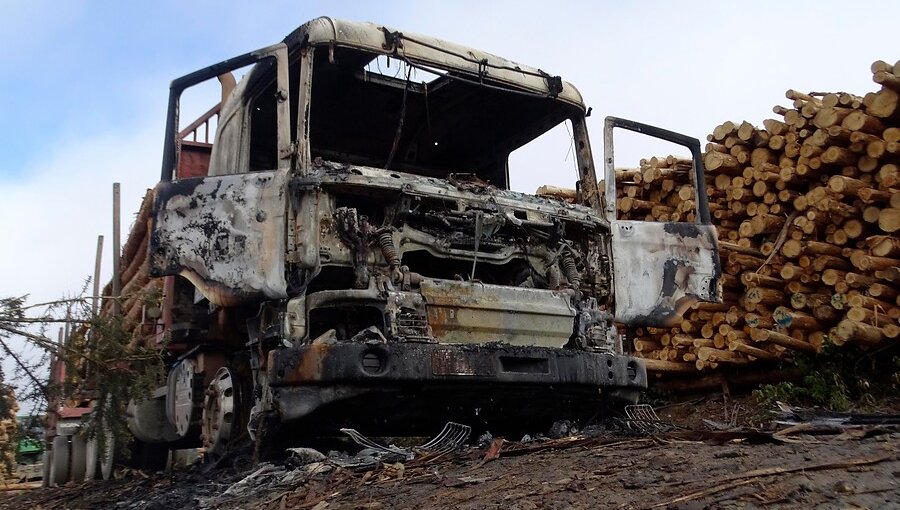 "Ley Juan Barrios": Proyecto que fortalece sanciones a ataques incendiarios avanza a segundo trámite