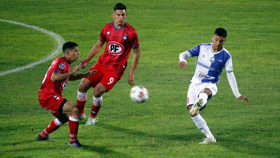 Huachipato se impuso en la agonía a Antofagasta en el debut por Copa Sudamericana