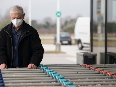 Cursan sumario sanitario a supermercado de San Antonio por brote de Covid-19