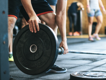 11 personas fueron detenidas tras ser sorprendidas haciendo deporte en un gimnasio de Reñaca