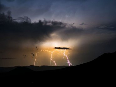 Alerta Preventiva por tormentas eléctricas en precordillera y cordillera de la región de Atacama