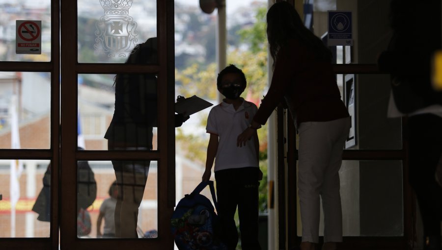 Providencia suspendió clases presenciales en colegios municipales