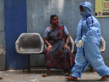 En India detectan una variante del coronavirus de "doble mutación" en plena ola de contagios