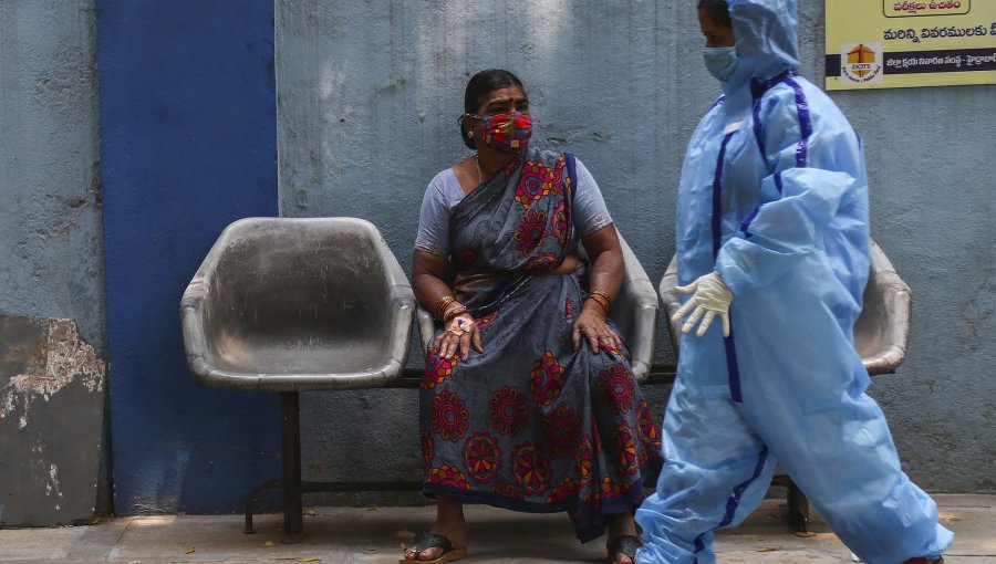 En India detectan una variante del coronavirus de "doble mutación" en plena ola de contagios