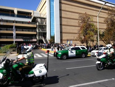 Dos capturados por robo frustrado en mall de Las Condes pasarán a control de detención este sábado