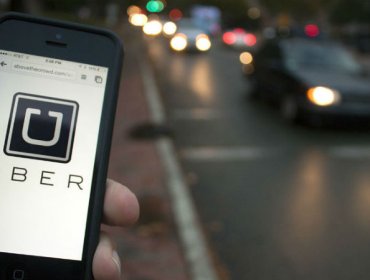 Conchalí: Delincuentes se hacen pasar por pasajero y apuñalan a conductor Uber de 60 años