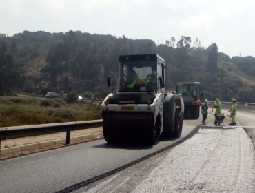 Mejoran seguridad vial en puente ubicado en la ruta que une Quintero con Concón