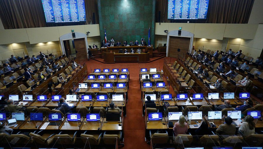 Cámara aprueba en general proyecto que busca postergar las elecciones al 15 y 16 de mayo