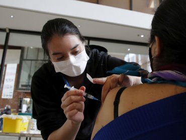 Vacunación contra la influenza priorizará a adultos mayores y embarazadas