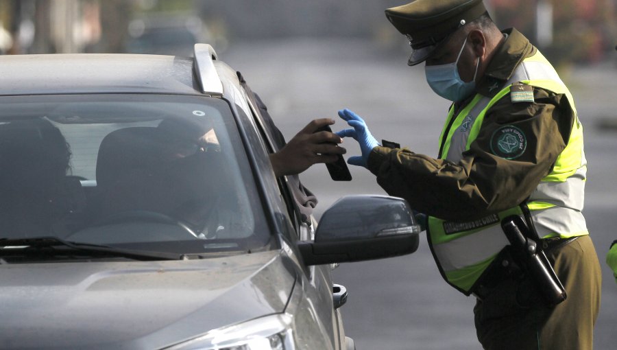 Viernes Santo: Carabineros detuvo a 3 mil personas y otorgó 1 millón de permisos