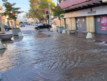 Conozca el horario de reposición gradual del suministro de agua tras rotura de matriz en Quillota