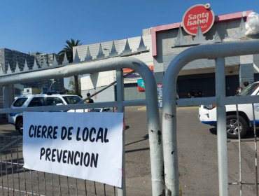 Prohíben funcionamiento de supermercado en La Cisterna tras detectar brote de Covid-19 en trabajadores