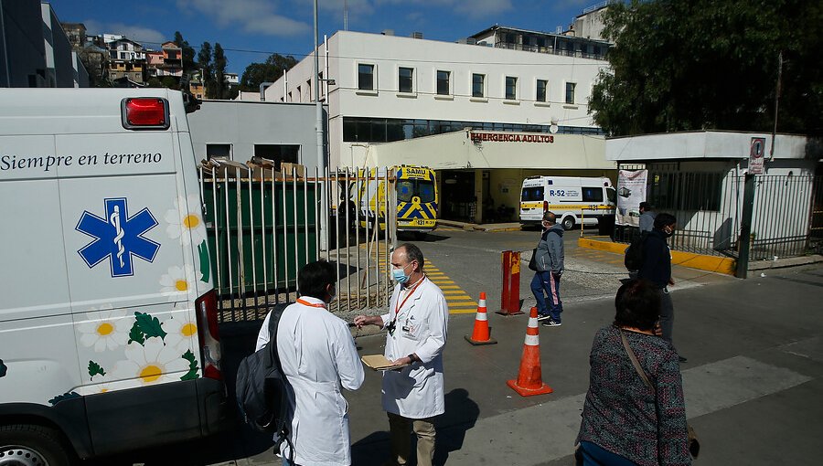 Paciente quinterano contagiado por Covid-19 fue trasladado a Viña del Mar tras denuncia de su familia