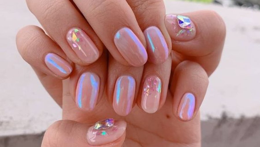 Uñas Aurora: La nueva tendencia en el mundo del nail art