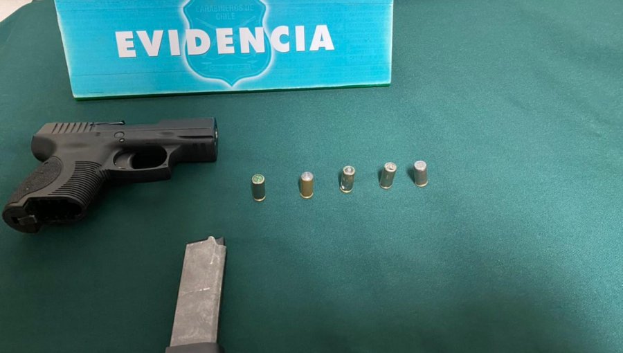 Dos carabineros heridos y dos detenidos deja persecución policial en Villa Alemana