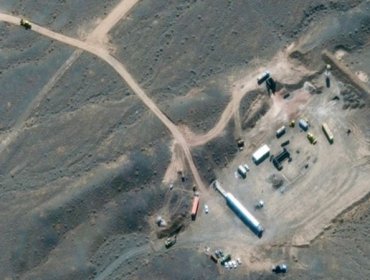 Irán acusa a Israel de atacar una planta nuclear de Natanz y promete venganza